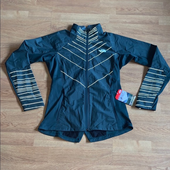 NWT The North Face Isotherm Jacket, Green, M - Picture 5 of 15